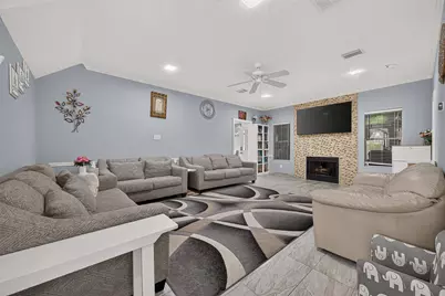 11930 Matagorda Lane, Sugar Land, TX 77498 - Photo 23