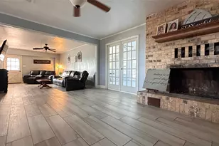 14 Villa Cir, Huntsville, TX 77320 - Photo 3