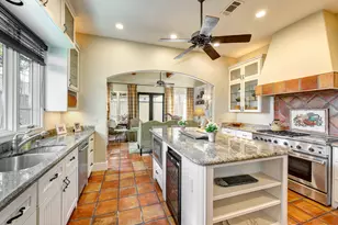 16 Lana Ln, Houston, TX 77027 - Photo 9