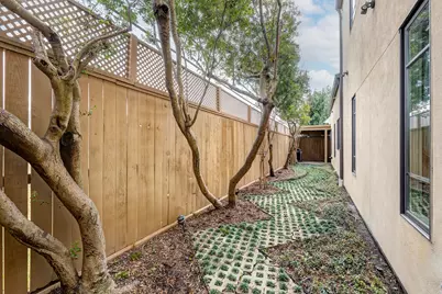 16 Lana Lane #B, Houston, TX 77027 - Photo 27
