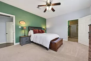 214 Texas St, Tomball, TX 77375 - Photo 25