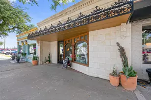 214 Texas St, Tomball, TX 77375 - Photo 37