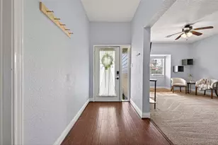 214 Texas St, Tomball, TX 77375 - Photo 3