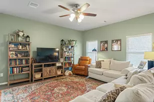 819 Faison Ct, Montgomery, TX 77316 - Photo 9