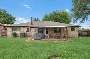 7654 Westbank Ave, Houston, TX 77064 - Photo 19