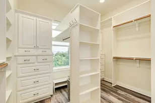 13631 Windlass Cir, Galveston, TX 77554 - Photo 17