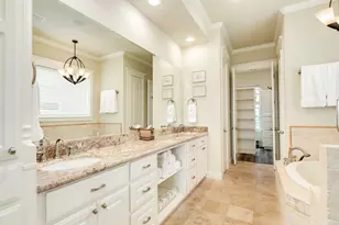 13631 Windlass Cir, Galveston, TX 77554 - Photo 15
