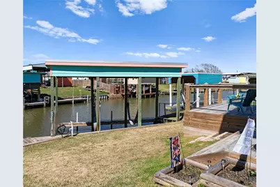 480 County Road 202, Sargent, TX 77414 - Photo 9