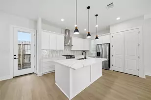 9419 C Montridge Ln, Houston, TX 77080 - Photo 9