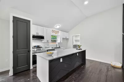 209 Leago Street, Houston, TX 77022 - Photo 9