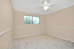 2818 Colonial Dr, Sugar Land, TX 77479 - Photo 25