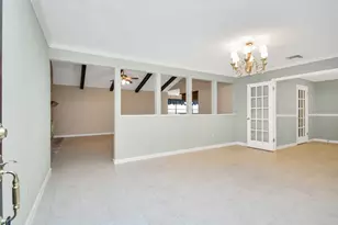 2818 Colonial Dr, Sugar Land, TX 77479 - Photo 5