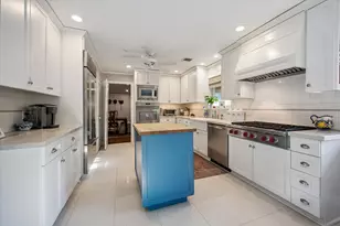 5222 Birdwood Rd, Houston, TX 77096 - Photo 9