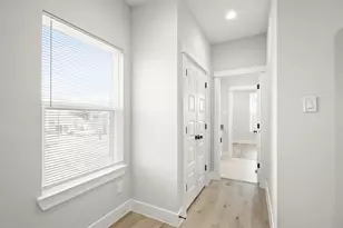 2105 Sam Wilson St, Houston, TX 77020 - Photo 15