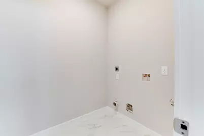 6615 Ezzard Charles Lane, Houston, TX 77091 - Photo 33