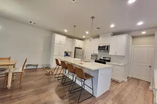 6615 Ezzard Charles Ln, Houston, TX 77091 - Photo 3