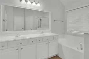 11511 Timberly Park Ln, Cypress, TX 77433 - Photo 23