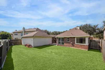 2822 Creek Terrace Drive, Missouri City, TX 77459 - Photo 23