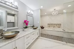 10206 Burgoyne Rd, Houston, TX 77042 - Photo 19