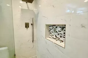 10206 Burgoyne Rd, Houston, TX 77042 - Photo 29