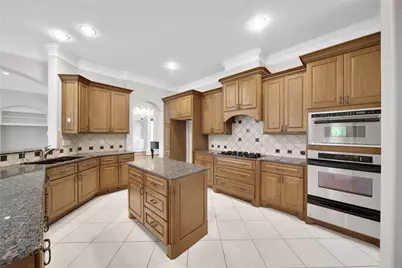 8918 Summerdale Lane, Conroe, TX 77302 - Photo 7