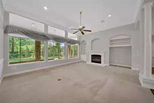 8918 Summerdale Ln, Conroe, TX 77302 - Photo 5