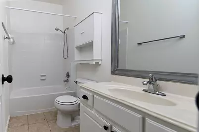 35 S Avonlea Circle, The Woodlands, TX 77382 - Photo 15