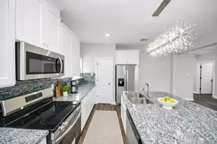 414 N 4th St, Beasley, TX 77417 - Photo 9