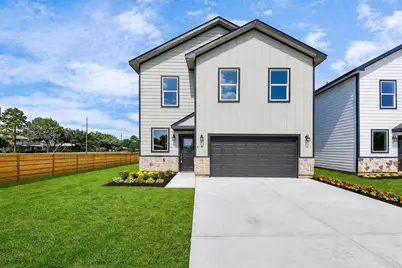 414 N 4th Street, Beasley, TX 77417 - Photo 1