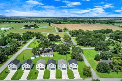414 N 4th Street, Beasley, TX 77417 - Photo 25
