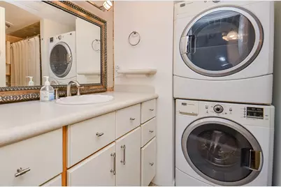 10811 Richmond Avenue #38, Houston, TX 77042 - Photo 15