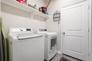 1318 Kingsgate Dr, Bryan, TX 77807 - Photo 27