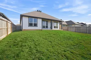 1318 Kingsgate Dr, Bryan, TX 77807 - Photo 29