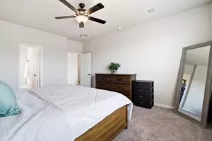 1318 Kingsgate Dr, Bryan, TX 77807 - Photo 19