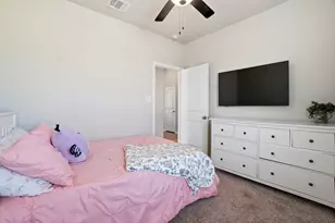 1318 Kingsgate Dr, Bryan, TX 77807 - Photo 15