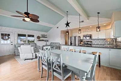 944 Tiki Drive, Tiki Island, TX 77554 - Photo 7