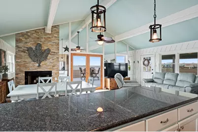 944 Tiki Drive, Tiki Island, TX 77554 - Photo 11