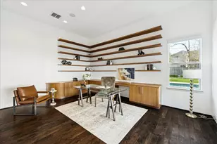 243 Piney Point Rd, Houston, TX 77024 - Photo 9