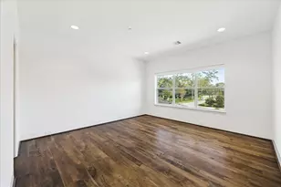 243 Piney Point Rd, Houston, TX 77024 - Photo 21