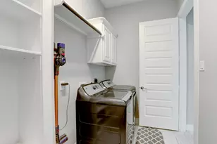 13222 Peony Meadow Trail, Houston, TX 77059 - Photo 19
