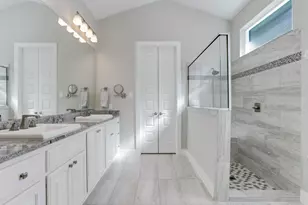 13222 Peony Meadow Trail, Houston, TX 77059 - Photo 17
