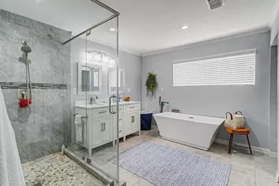 137 Tarpon Street, Bayou Vista, TX 77563 - Photo 19