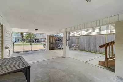 137 Tarpon Street, Bayou Vista, TX 77563 - Photo 33