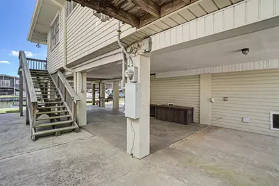 137 Tarpon Street, Bayou Vista, TX 77563 - Photo 7