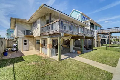 137 Tarpon Street, Bayou Vista, TX 77563 - Photo 1