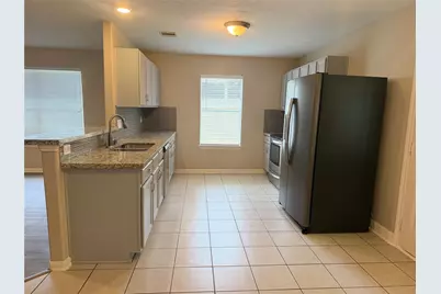 18919 Ayston Drive, Tomball, TX 77375 - Photo 9