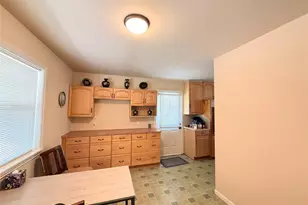 194 28th St, Woodville, TX 75979 - Photo 7