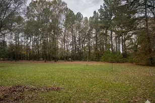 944 Whispering Pine Ln, Lufkin, TX 75901 - Photo 23