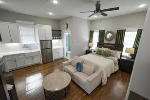 835 E 27th St, Houston, TX 77009 - Photo 39