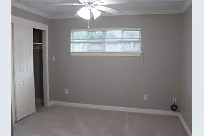 11419 Landsdowne Drive, Houston, TX 77035 - Photo 11